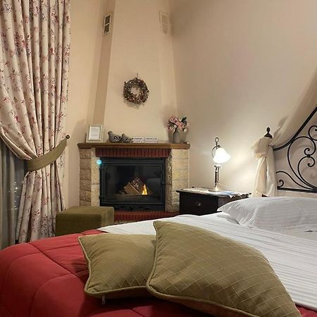 Valentini Guesthouse Karpenísion Dış mekan fotoğraf