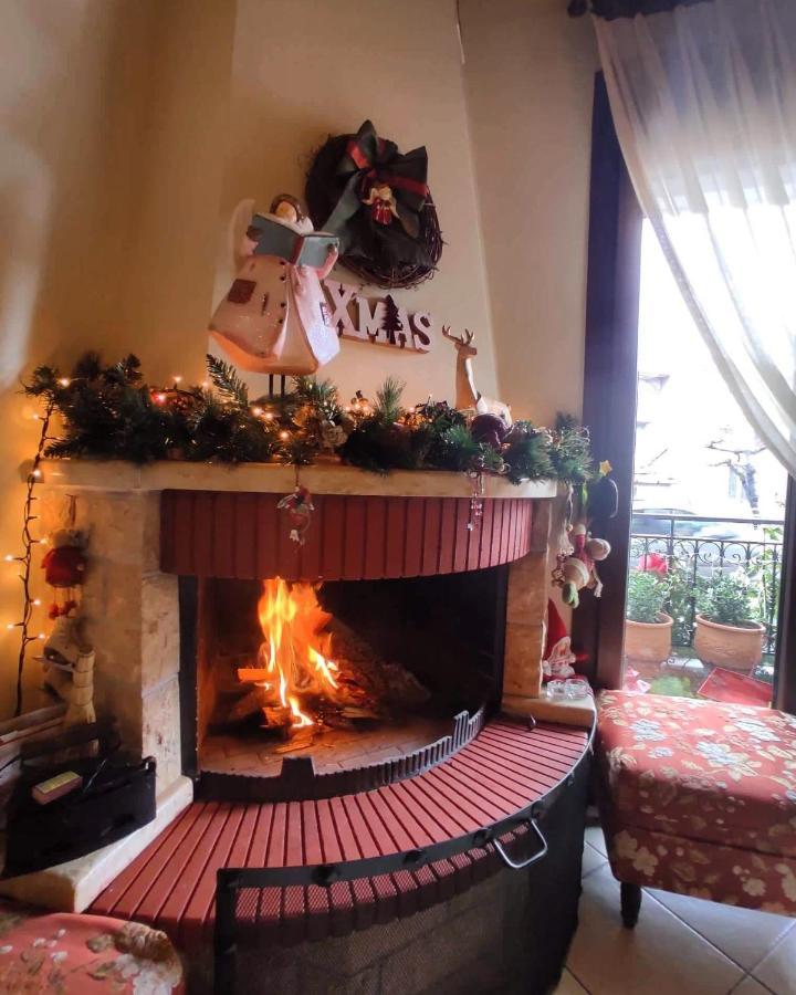 Valentini Guesthouse Karpenísion Dış mekan fotoğraf
