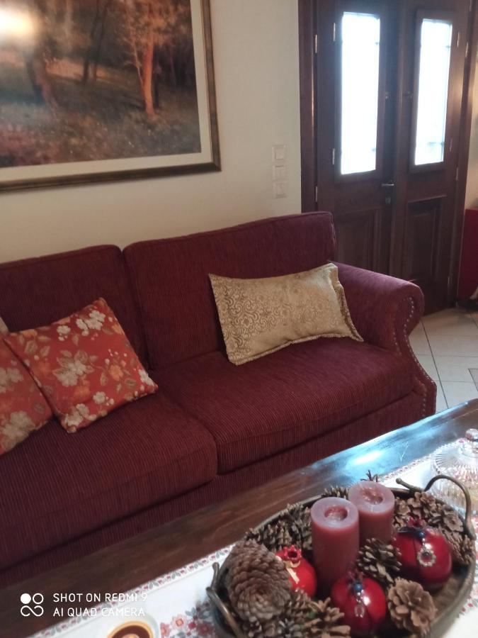 Valentini Guesthouse Karpenísion Dış mekan fotoğraf
