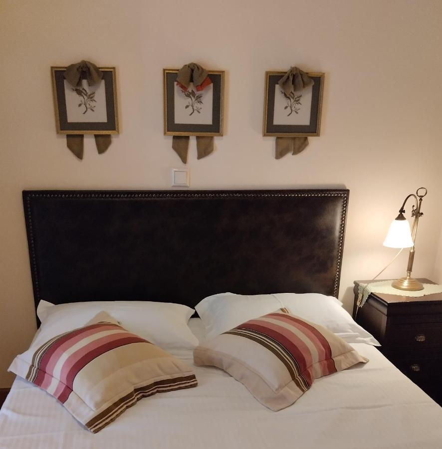 Valentini Guesthouse Karpenísion Dış mekan fotoğraf